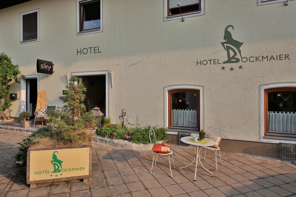 Hotel Bockmaier Oberpframmern Esterno foto